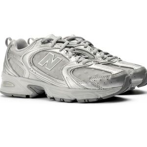 New Balance Women's 530 Sneakers - Metallic Silver